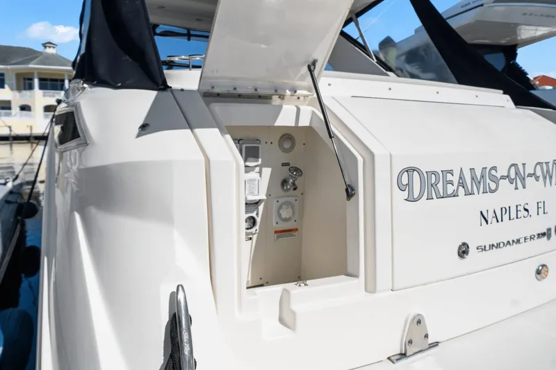 Dreams & Wishes Yacht Photos Pics 