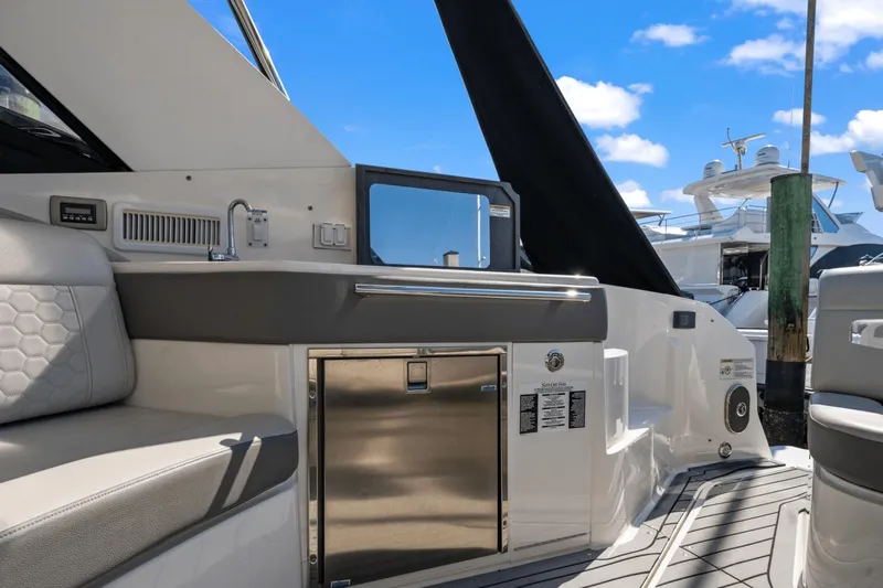 Dreams & Wishes Yacht Photos Pics 