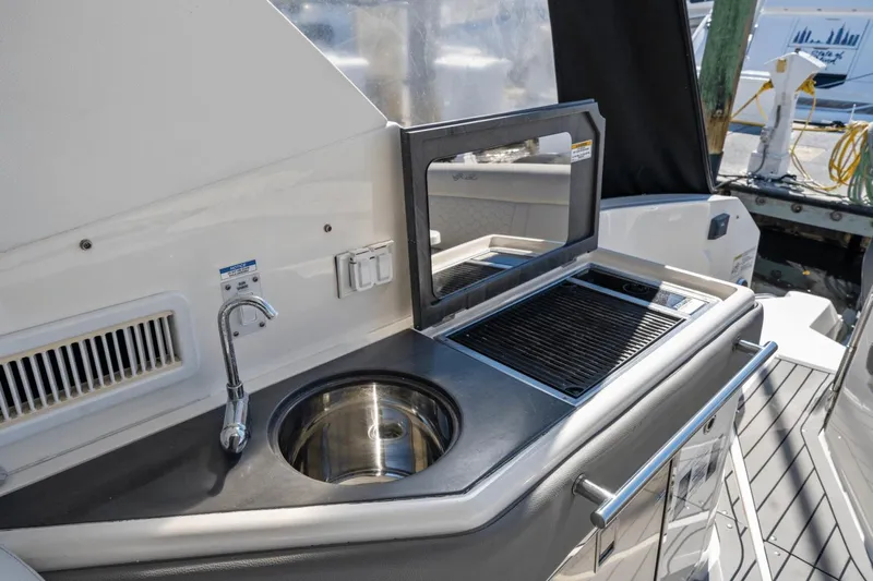 Dreams & Wishes Yacht Photos Pics 