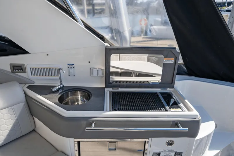 Dreams & Wishes Yacht Photos Pics 