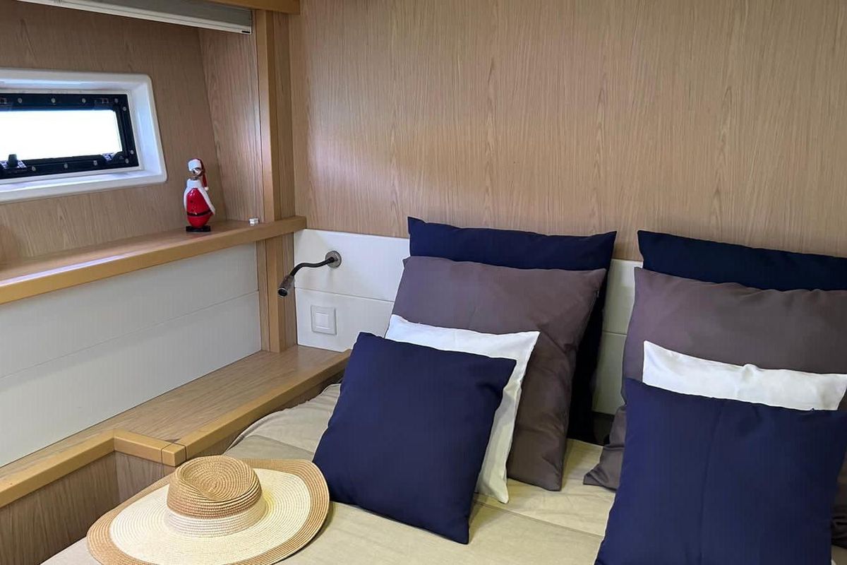 2012 Lagoon 52 