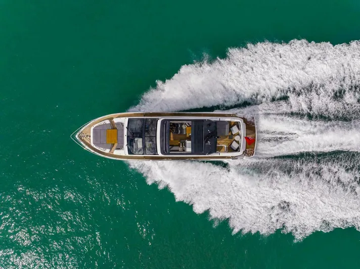Pearl 72 Indulgence Yacht Photos Pics 