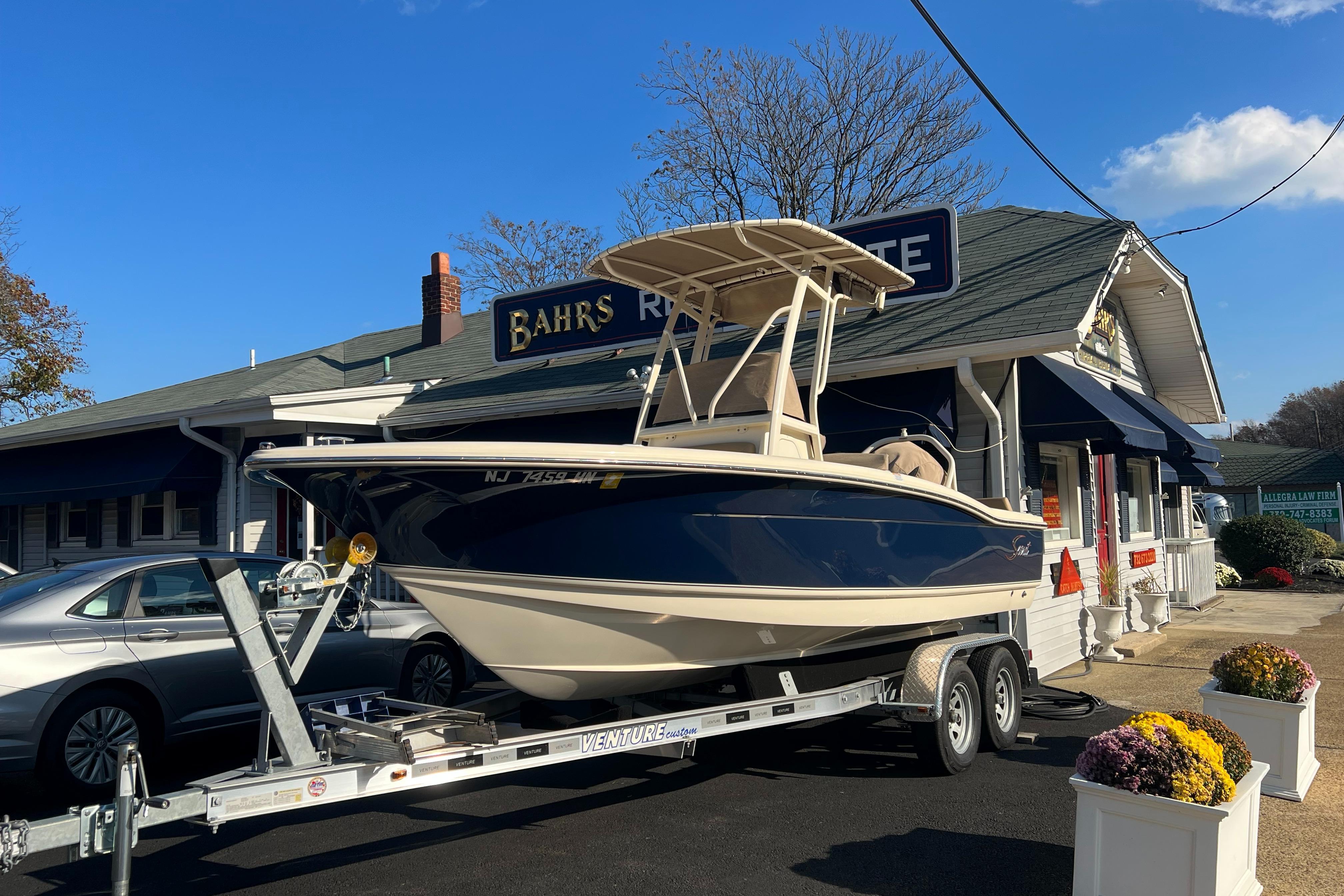 2020 Scout 195 SF with 30 Hours Centre Console for sale YachtWorld