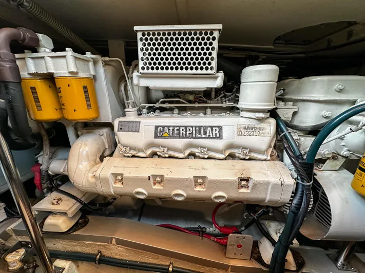 On-rush Yacht Photos Pics 