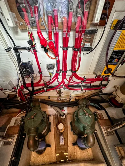 On-rush Yacht Photos Pics Engine room of a 2000 Grand Banks Eastbay 43 Ex with wiring and machinery.