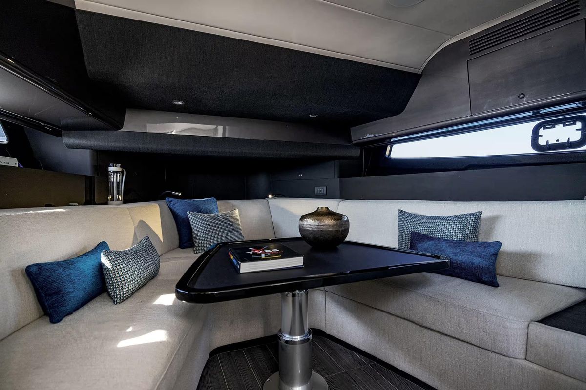 2024 Azimut 42 