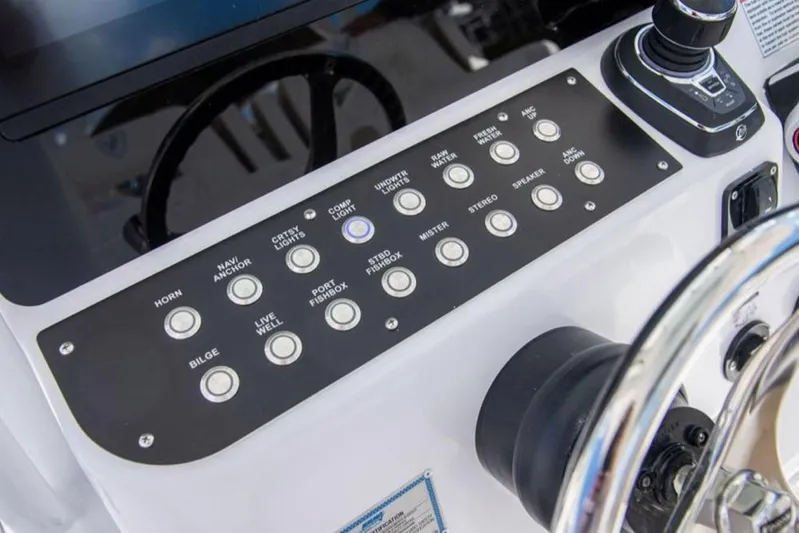 $100,000 Off Msrp !!! Yacht Photos Pics 