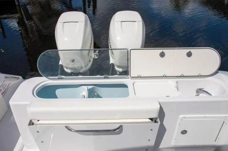 $100,000 Off Msrp !!! Yacht Photos Pics 