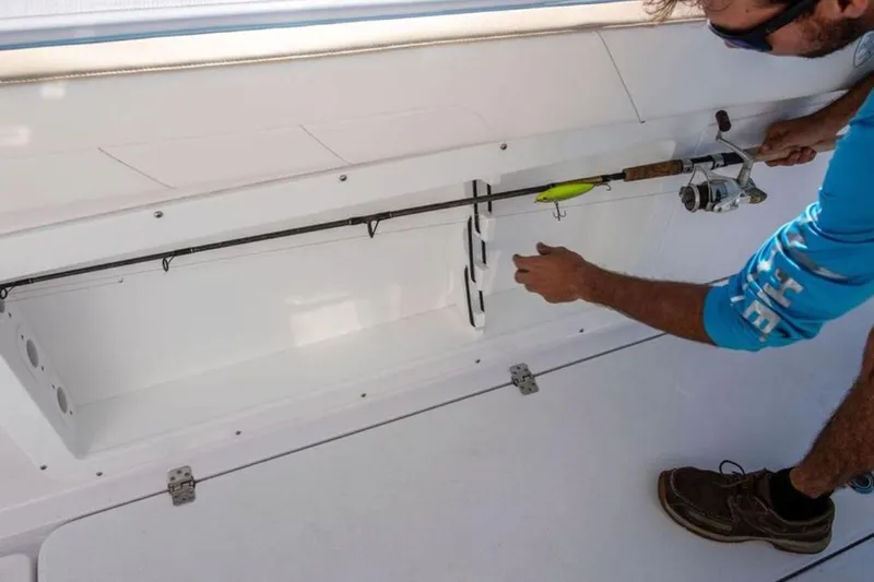 $100,000 Off Msrp !!! Yacht Photos Pics 