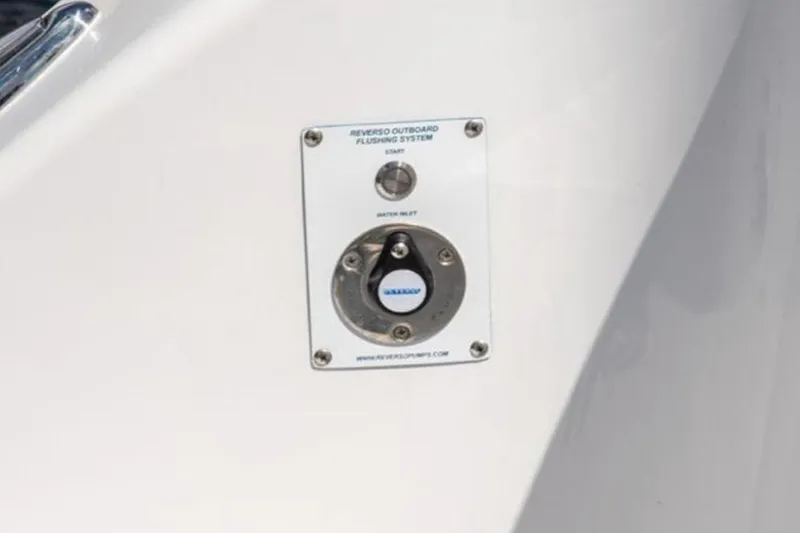 $100,000 Off Msrp !!! Yacht Photos Pics 