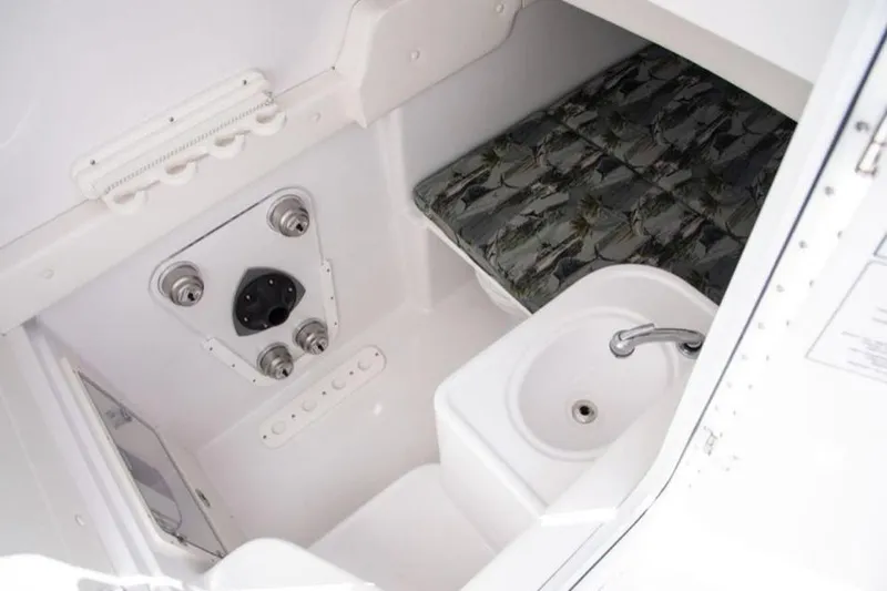 $100,000 Off Msrp !!! Yacht Photos Pics 