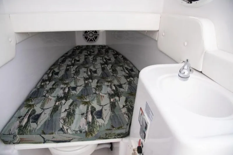 $100,000 Off Msrp !!! Yacht Photos Pics 