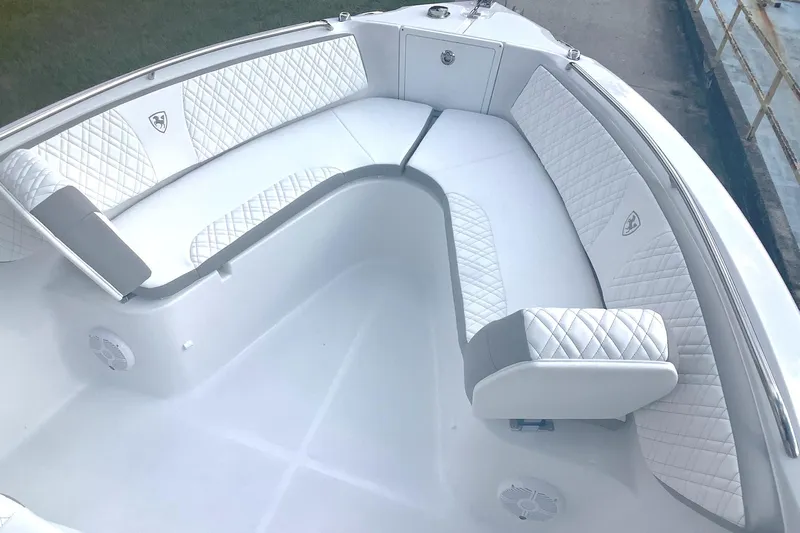 $100,000 Off Msrp !!! Yacht Photos Pics 