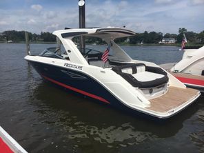 2017 Sea Ray SLX 310