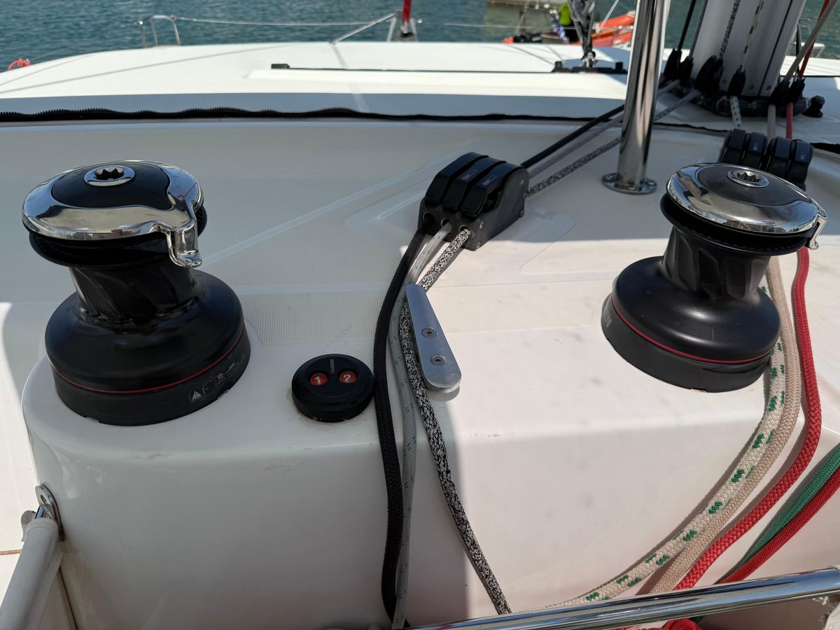 2020 Lagoon 41 