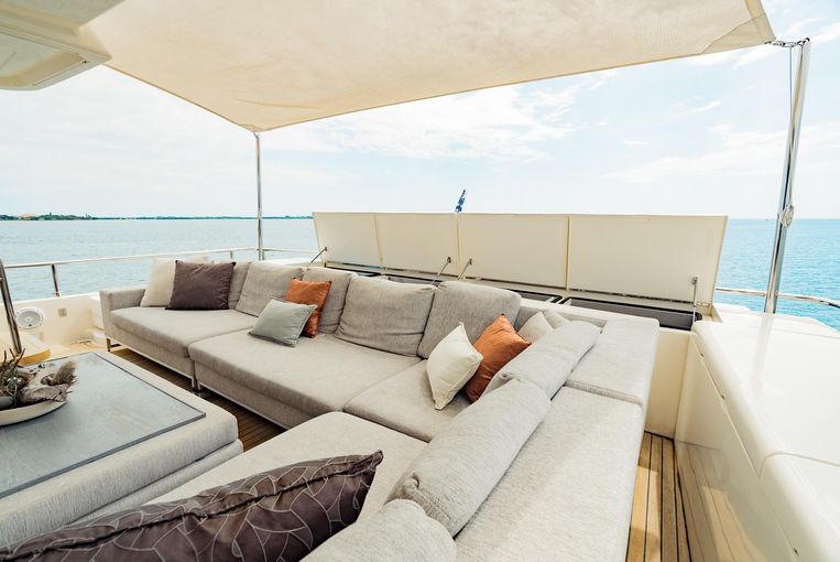2017-92-custom-line-navetta-28