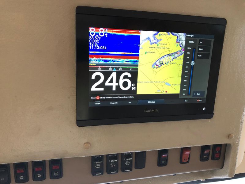 2006 Carver Voyager 56 Pilothouse