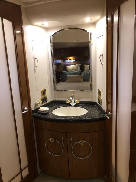 2006 Carver Voyager 56 Pilothouse