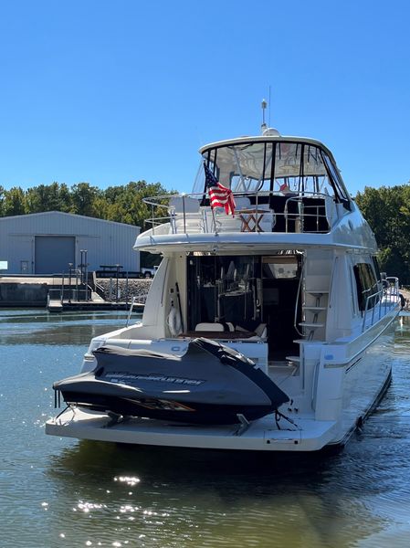 2006 Carver Voyager 56 Pilothouse