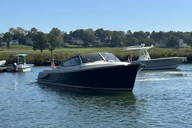 Lir Yacht Photos Pics Starboard Bow