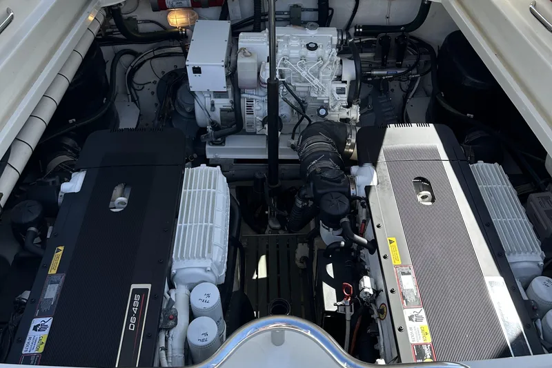 Lir Yacht Photos Pics Engines