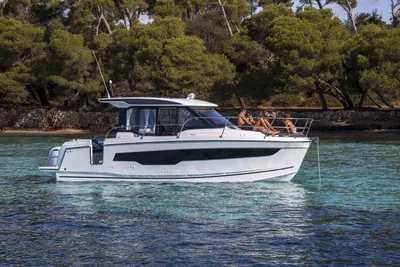 2025 Jeanneau MERRY FISHER 895 SERIE 2