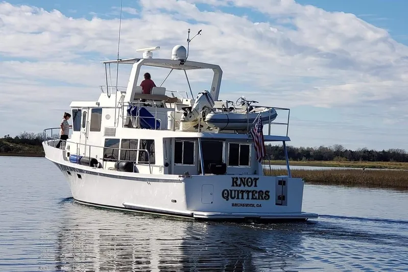 Knot Quitters Yacht Photos Pics Underway