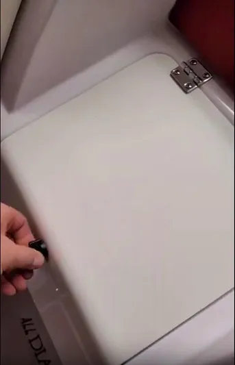  Yacht Photos Pics 2008 Donzi 35 ZR boat compartment with hinged lid and handle.