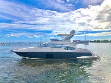 2015 60' Azimut-Flybridge Coconut Grove, FL, US