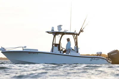 Yellowfin 26 Hybrid
