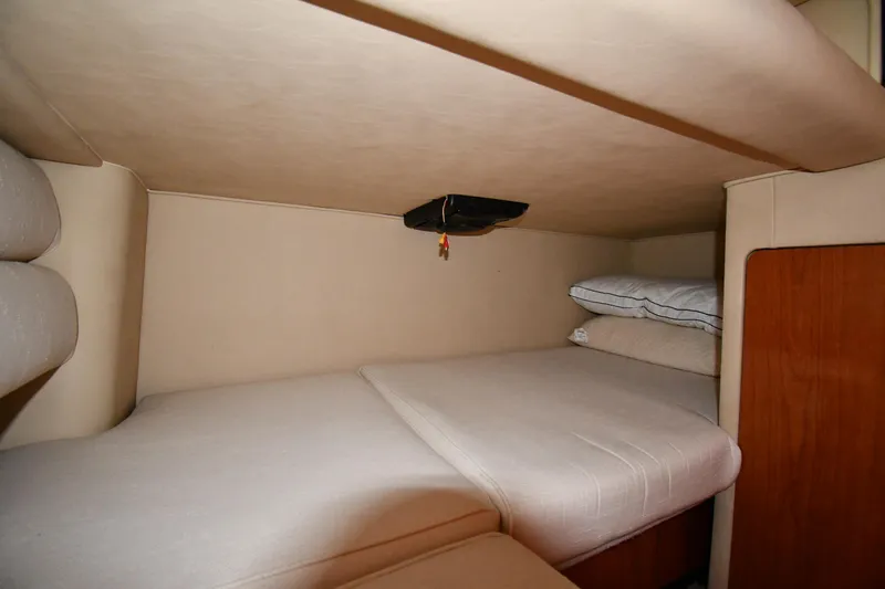 007 Yacht Photos Pics 