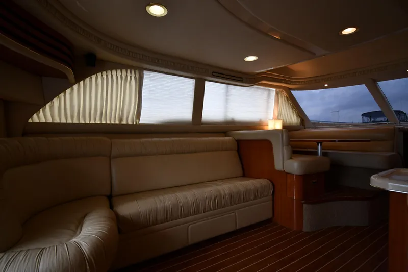 007 Yacht Photos Pics 