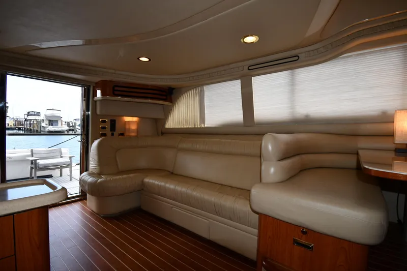 007 Yacht Photos Pics 