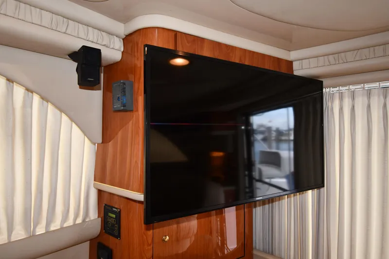 007 Yacht Photos Pics 