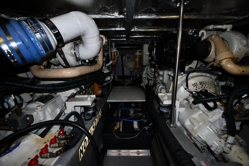 007 Yacht Photos Pics 