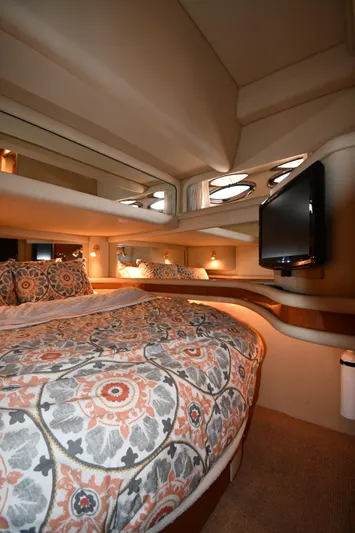 007 Yacht Photos Pics 