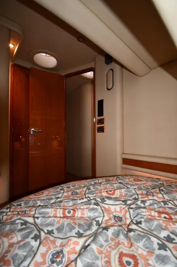 007 Yacht Photos Pics 