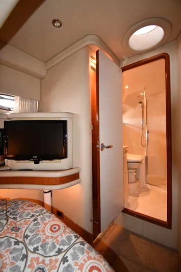 007 Yacht Photos Pics 