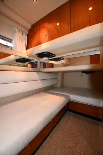 007 Yacht Photos Pics 