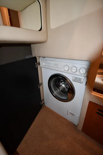 007 Yacht Photos Pics 