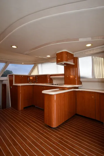 007 Yacht Photos Pics 