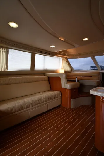 007 Yacht Photos Pics 