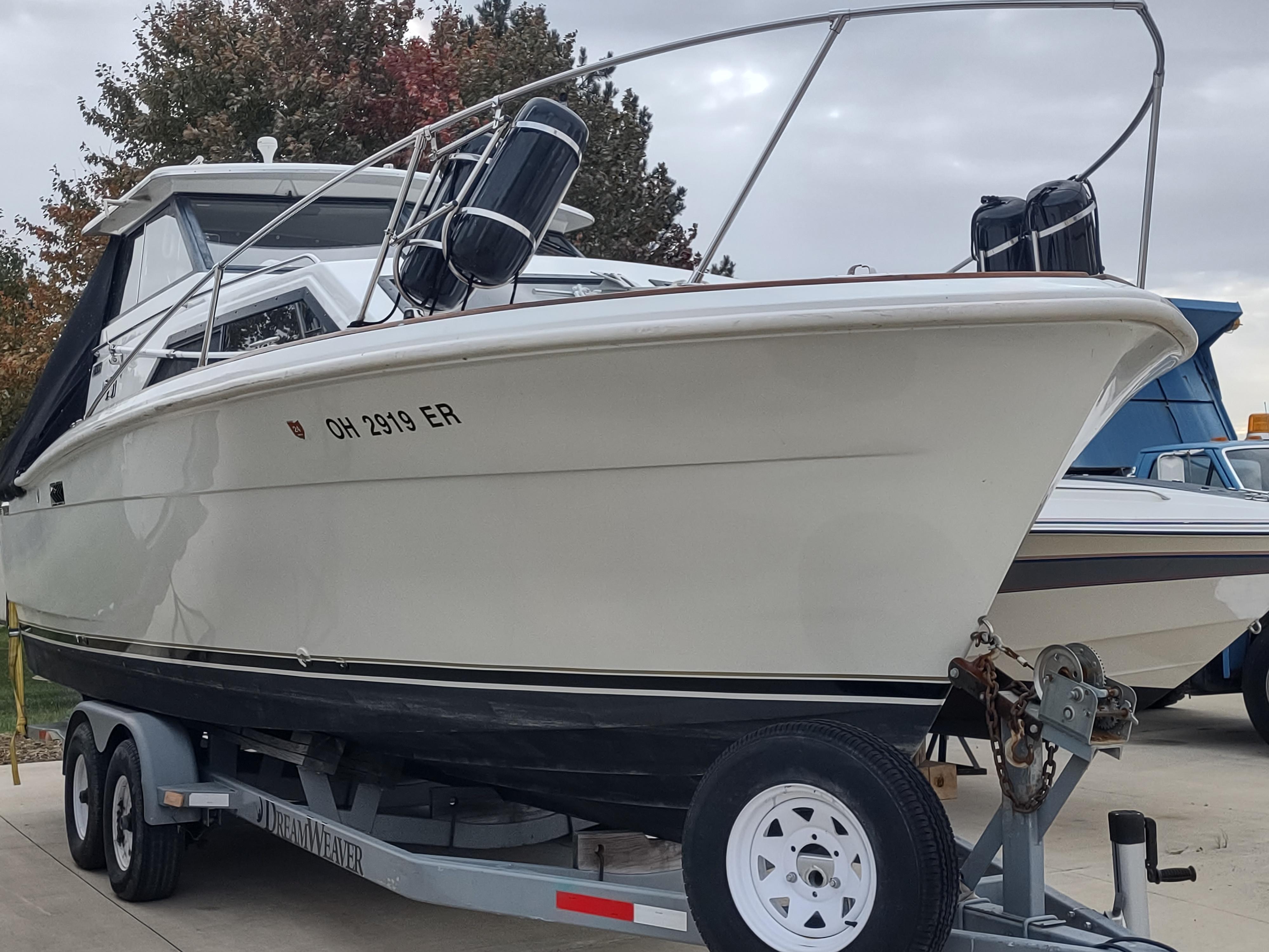 1976 Trojan 260 Hardtop Express Express Cruiser for sale YachtWorld