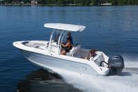 2023 Robalo R222 Explorer