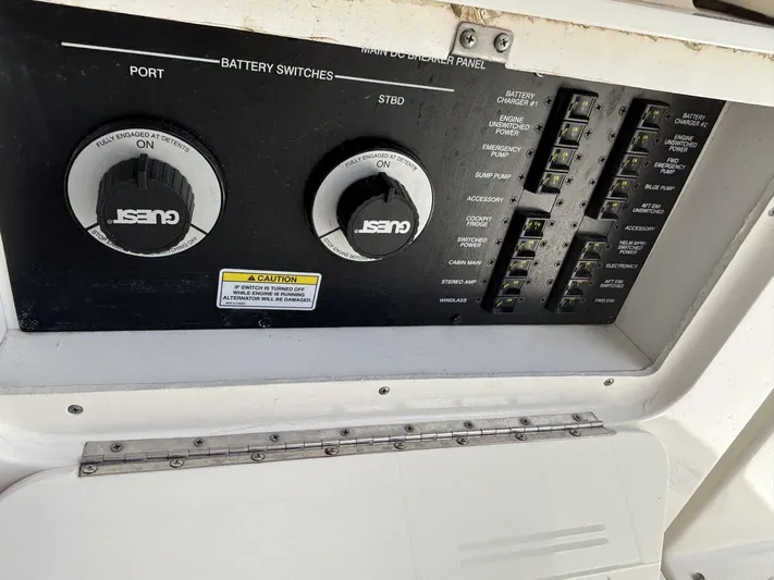 Mocaccino Yacht Photos Pics Control panel of a 2011 Sea Ray 350 Sundancer boat with battery switches.