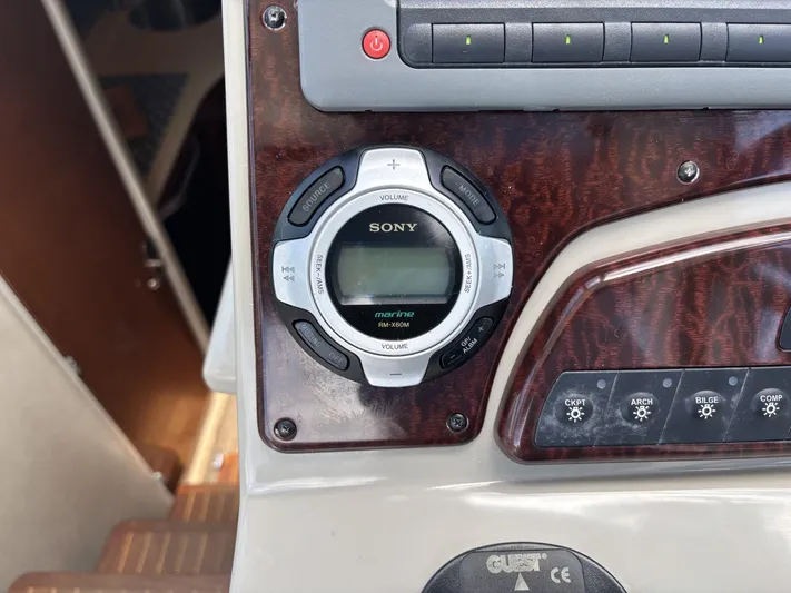 Mocaccino Yacht Photos Pics Sony marine stereo system on 2011 Sea Ray 350 Sundancer boat dashboard.