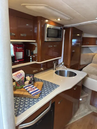 Mocaccino Yacht Photos Pics 