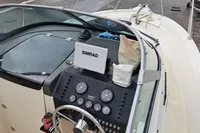 2000 Bayliner 2052 Trophy Walkaround DX/LX boat dashboard with Simrad navigation system.