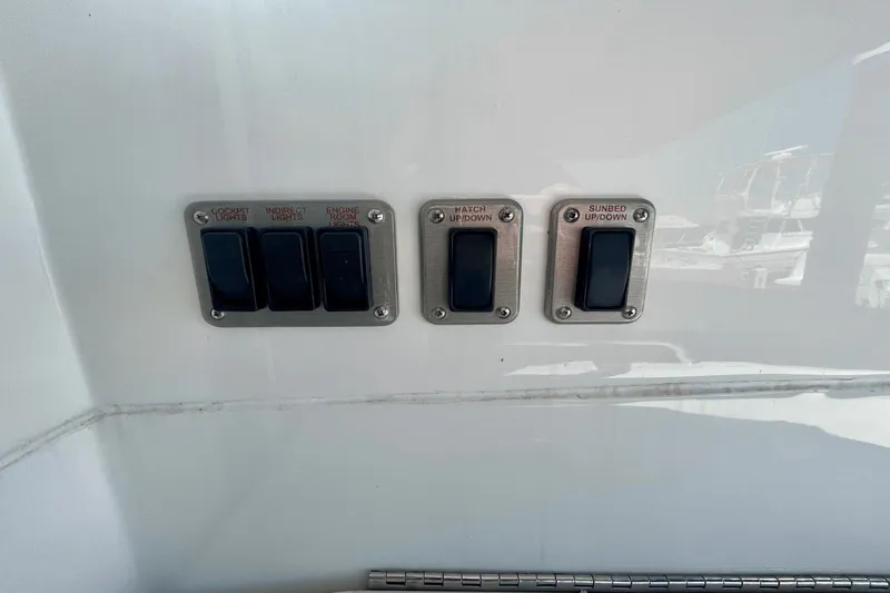 The Seaker Yacht Photos Pics 