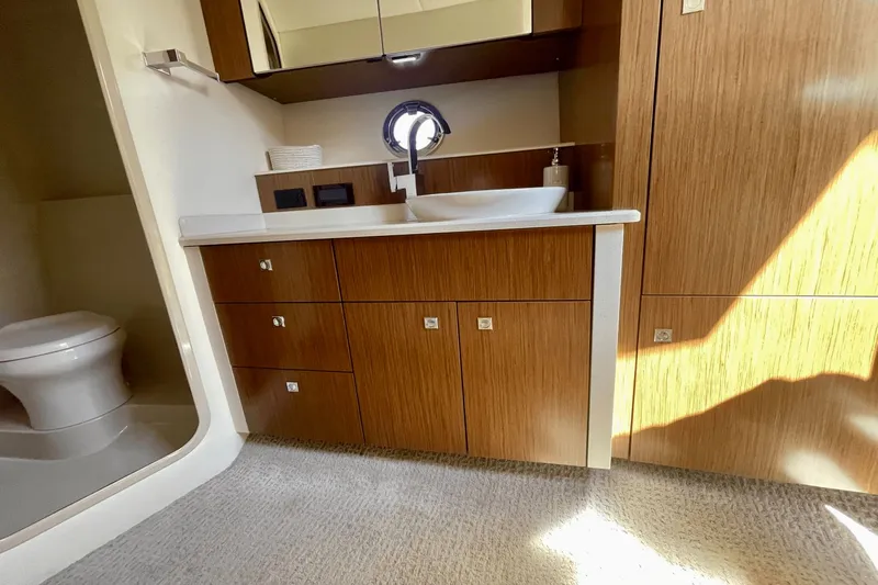 The Seaker Yacht Photos Pics 